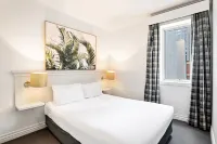 1-Bed Apartment in Central Melbourne Hotels in 