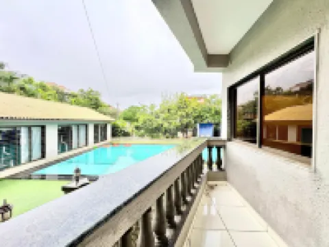 Honey Bee - A Boutique Resort