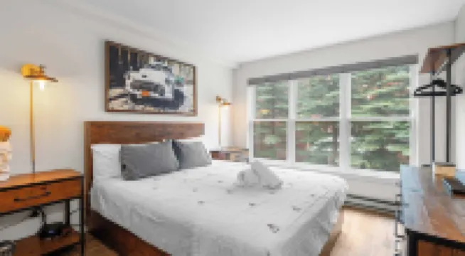 Etta Place 6 by AvantStay | Ski in/ Ski Out Unit!