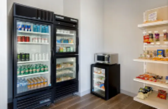 Spark by Hilton Montreal Midtown