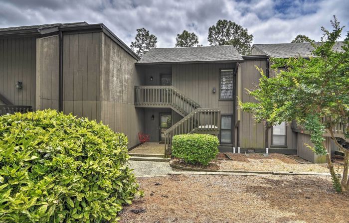 Condo by Pinehurst Golf Course w/ Peaceful Patio