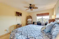 South Padre Island Condo - Walk to Beaches! - spa