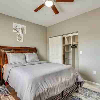Near Casino & Dtwn! Tucson Townhome: Saguaro NP Rooms
