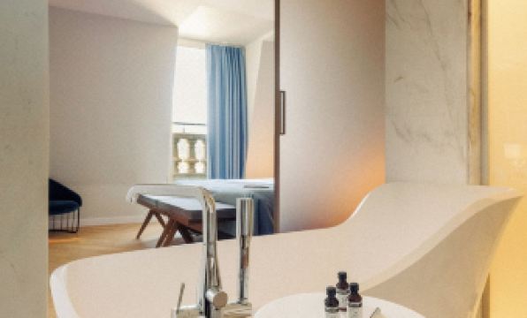 Lasala Plaza Hotel