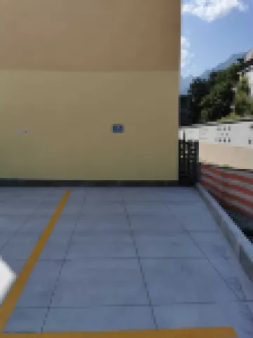 Central, spacious and comfortable, easy to reach by car or train.