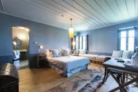 Apeiros Chora Hotel