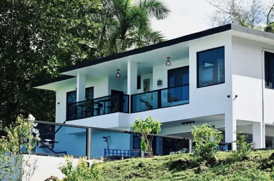 Private Pickleball Oasis + Pool – 15 Min to Beaches & El Yunque, 30 Min Airport