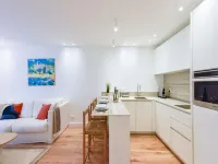 Luxury 2-room apartment 100m from the Palace
