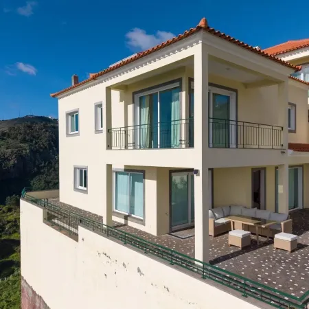 Skyline Villa by Holiday Rental Madeira