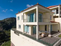 Skyline Villa by Holiday Rental Madeira - 3-Star