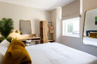 Wellington Place| 1 Bedroom apartment - 2 estrellas