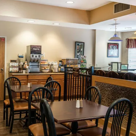Comfort Inn & Suites