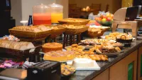 Comfort Suites Alphaville - servizio colazione