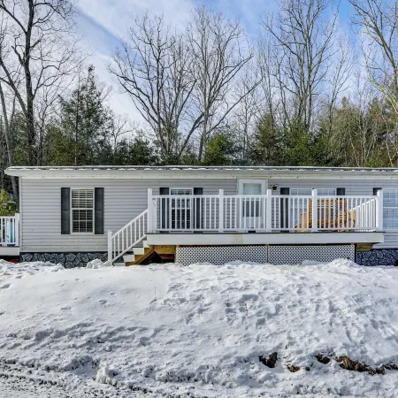 Hike & Explore! Nature-centric Hudson Valley Home