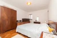 House Anton