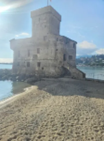 Rapallo 2-bed Apt, Sleeps 5 With Hot Tub