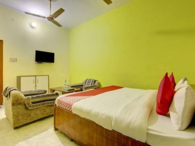 Hotel Moonlight , Meerut
