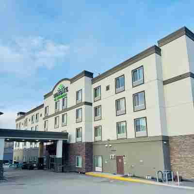 Wingate by Wyndham Kamloops Hotel Exterior