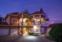 2 Villas in Jamaica-22 guests-Fully staffed Hotel a 