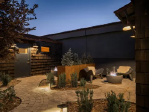 High Country Motor Lodge - Near Nau and Downtown Hotels in Flagstaff