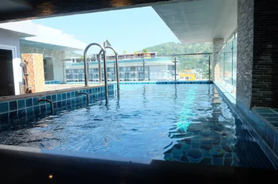 รูปภาพของไพรเวท จากุชชี่ พูล สวีท ใกล้วอล์คกิ้ง สตรีท