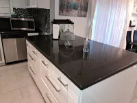 Amazing 3 bedrooms with 3  bedroom apt in the center of Beverly Hills - Homestays