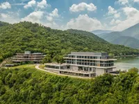 kvareli Lake Resort Hotels in Kvareli