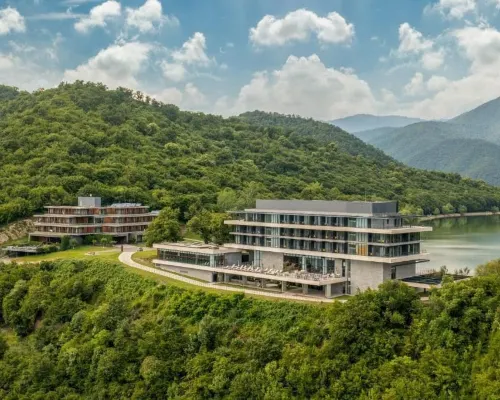 kvareli Lake Resort Hotels in Kvareli