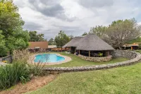 Riverstone Lodge - Rooftop Pools