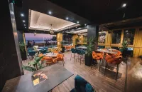 Continental Hotel - 朝食