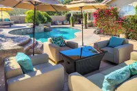 Indian Wells Oasis w/ Pool: Walk to Tennis Garden! - parking