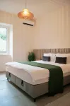 Designer Seafront Stay | 2 Bed - 2-Star