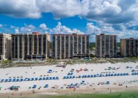 Discounted Rates!   Breathtaking Views from Beautiful Corner Unit!  3 Br/2 BA. - 2-Star