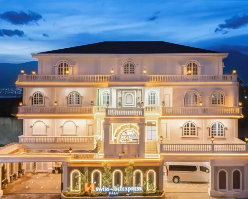 Swiss-Belexpress Palu Hotels in South Palu