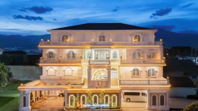 Swiss-Belexpress Palu Hotels in 