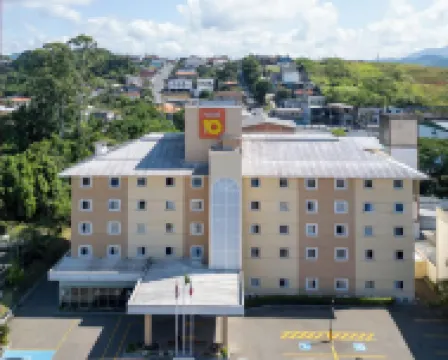 Hotel 10 Blumenau