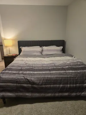 Standard bedroom with King size bed