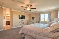 บ้านแนวโมเดิร์นที่ Tucson พร้อมระเบียง + สระว่ายน้ำน้ำเกลือ! - 3 ดาว