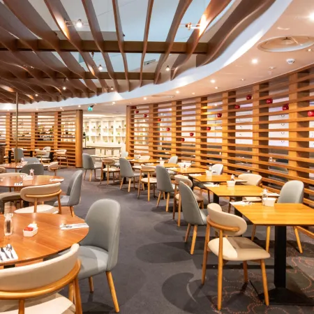 Hilton London Heathrow Airport Terminal 5