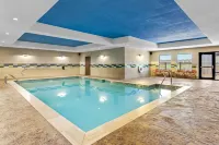 Hampton Inn & Suites Claremore - Pools