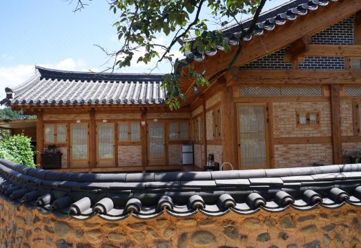 산청 예다움한옥스테이펜션