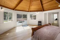 River's Rest - Waterfront Views, Hot Tub, Grill & Fire Pit 3 Bedroom Home - 4 étoiles