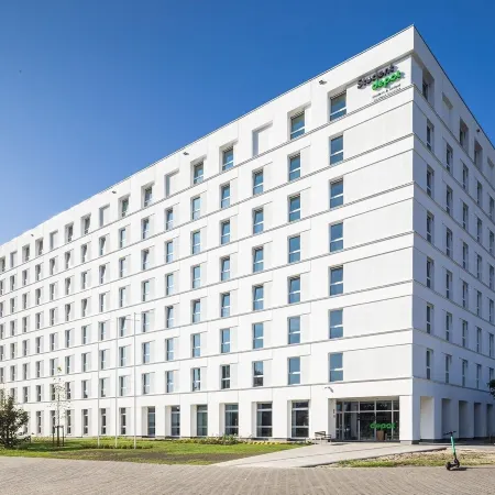 Apartamenty Depot Gdańsk Отели рядом с достопримечательностью «Железнодорожная станция Гданьск-Заспа»