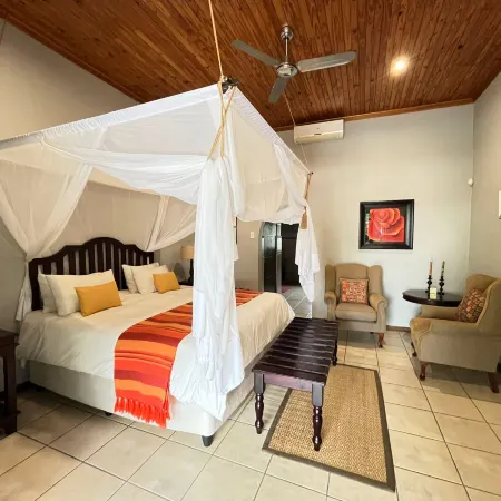 Abangane Guest Lodge