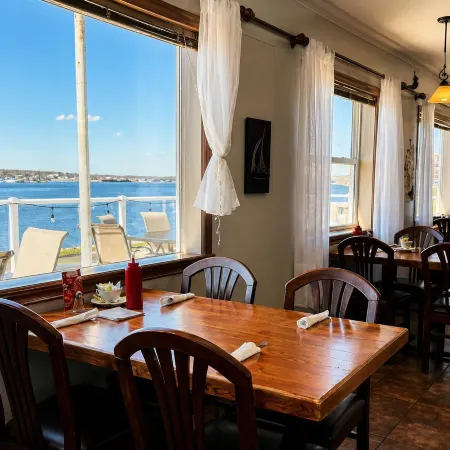 Harbourview Inn, SureStay Collection by Best Western