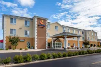 Comfort Suites - Bathtub