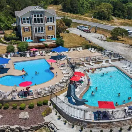 Hickory Hideaway - Communal Pool Access