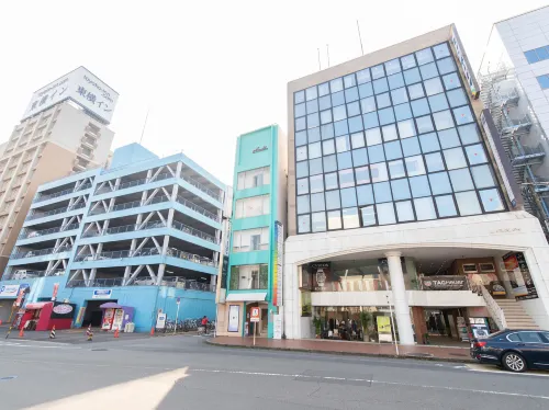 Tabist Hotel Smart Sleeps Oita Station - موقف سيارات