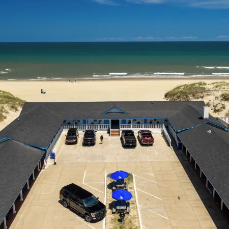Dolphin Oceanfront Motel - Nags Head