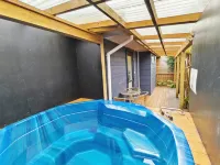 Parakai Geothermal Motel - guesthouses